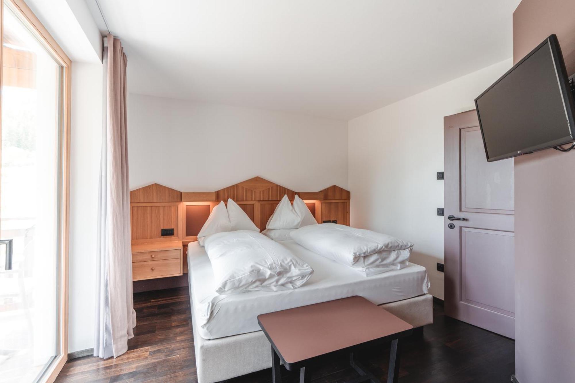 Hotel Kreuzberg Monte Croce Hotel 4*